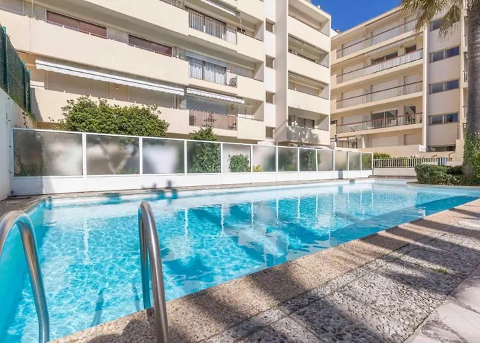 Cap D\'Antibes Studio Et Terrasse Face A La Mer